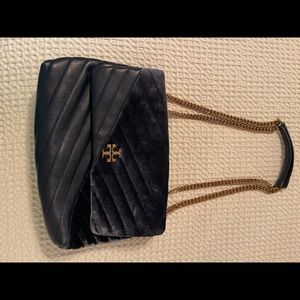 Navy Tory Burch purse